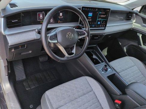 Used 2025 Volkswagen Tiguan S w/ 18" Wheel Package AWD/4WD image 13