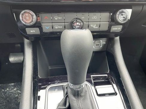 New 2026 Jeep Compass Latitude AWD/4WD image 15