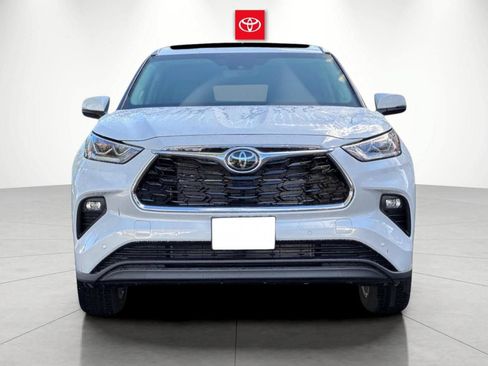 New 2026 Toyota Highlander Limited AWD/4WD image 7