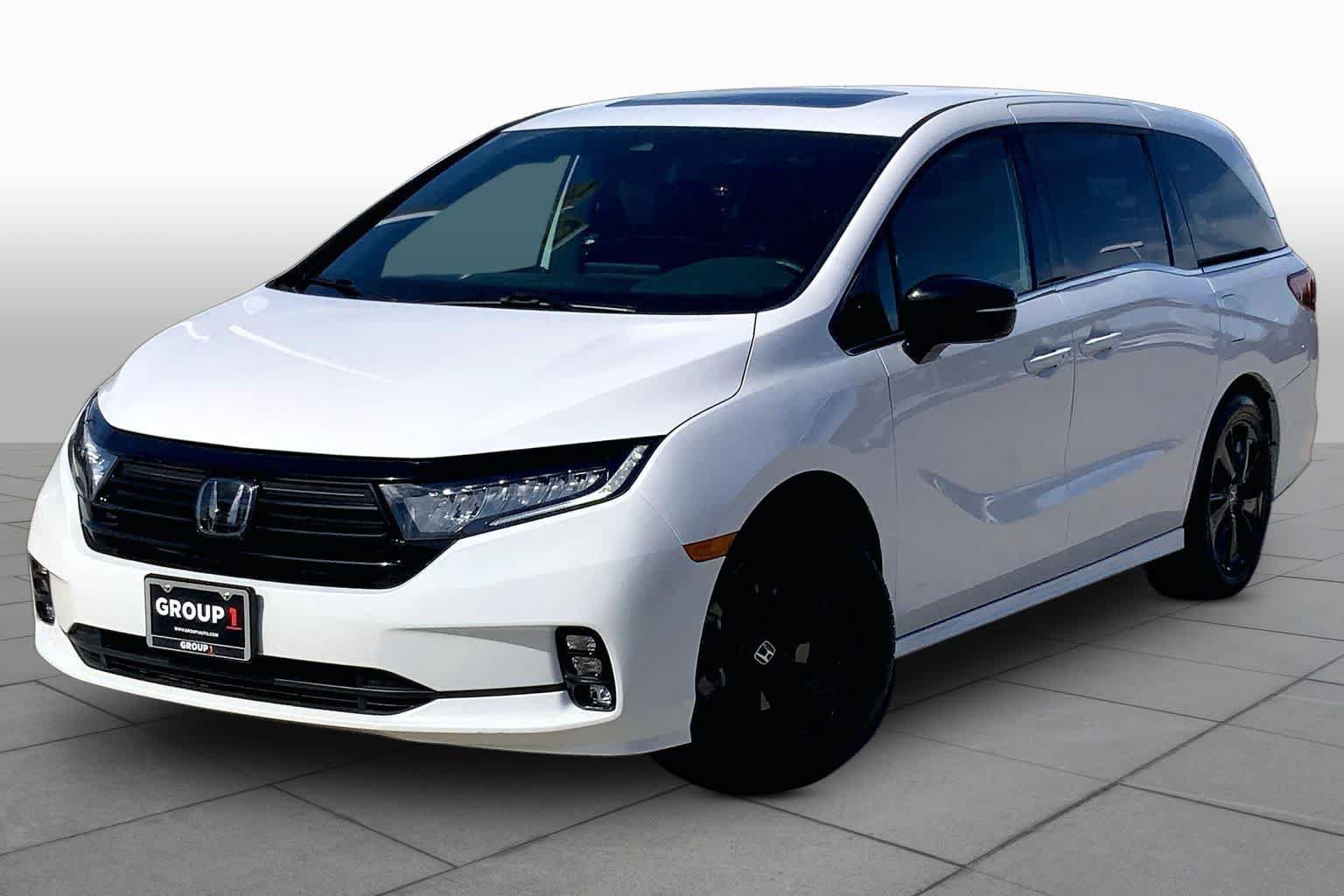 Used 2024 Honda Odyssey Sport image 1