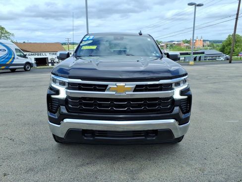 Used 2023 Chevrolet Silverado 1500 LT AWD/4WD image 2