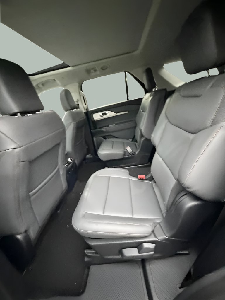 New 2026 Ford Explorer Active w/ Active Comfort Package AWD/4WD image 34