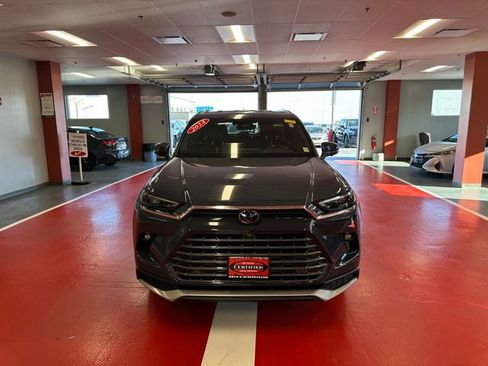 Certified 2024 Toyota Grand Highlander AWD Hybrid image 8