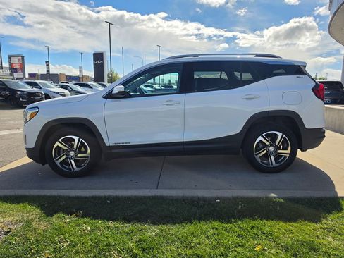 Used 2019 GMC Terrain SLT w/ Preferred Package AWD/4WD image 8
