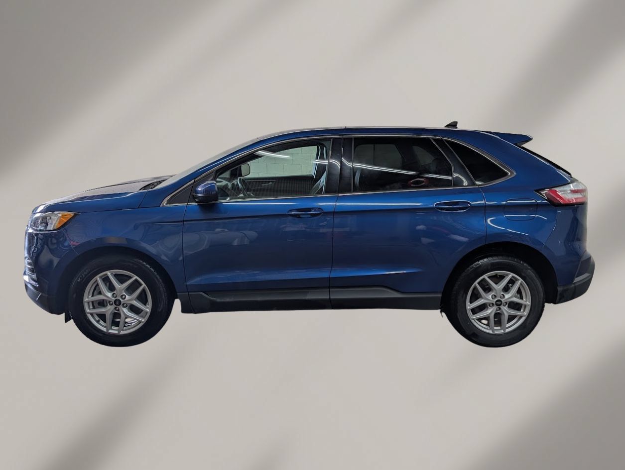 Used 2024 Ford Edge SEL AWD/4WD image 2