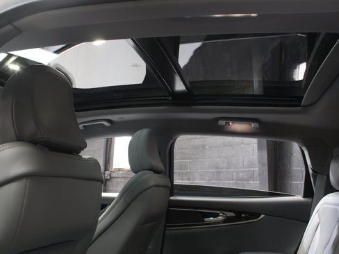 Used 2023 Lincoln Nautilus Reserve FWD image 27