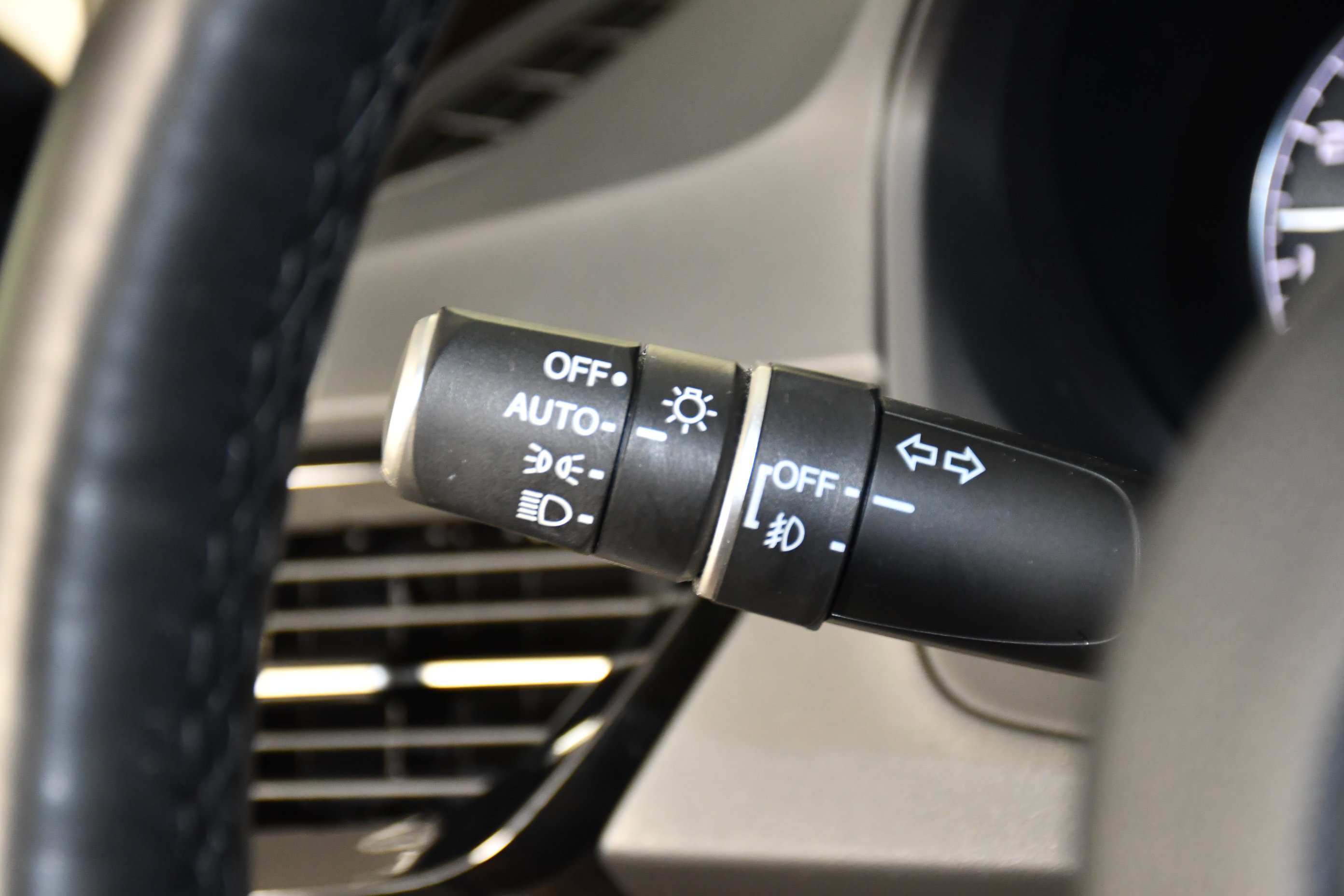 Certified 2024 Acura RDX w/ Advance Package AWD/4WD image 22