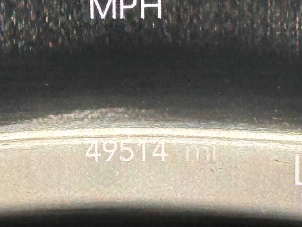 Used 2024 Chrysler Pacifica Touring-L FWD image 24