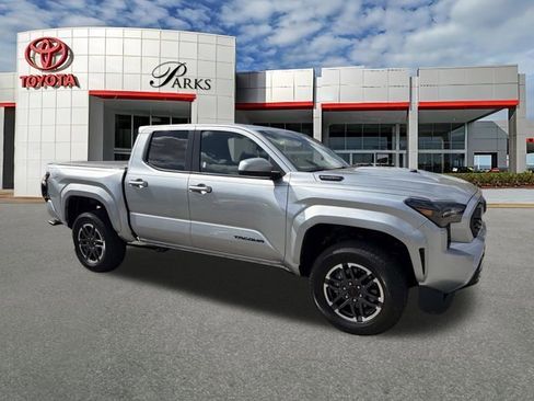 Certified 2025 Toyota Tacoma TRD Sport image 1