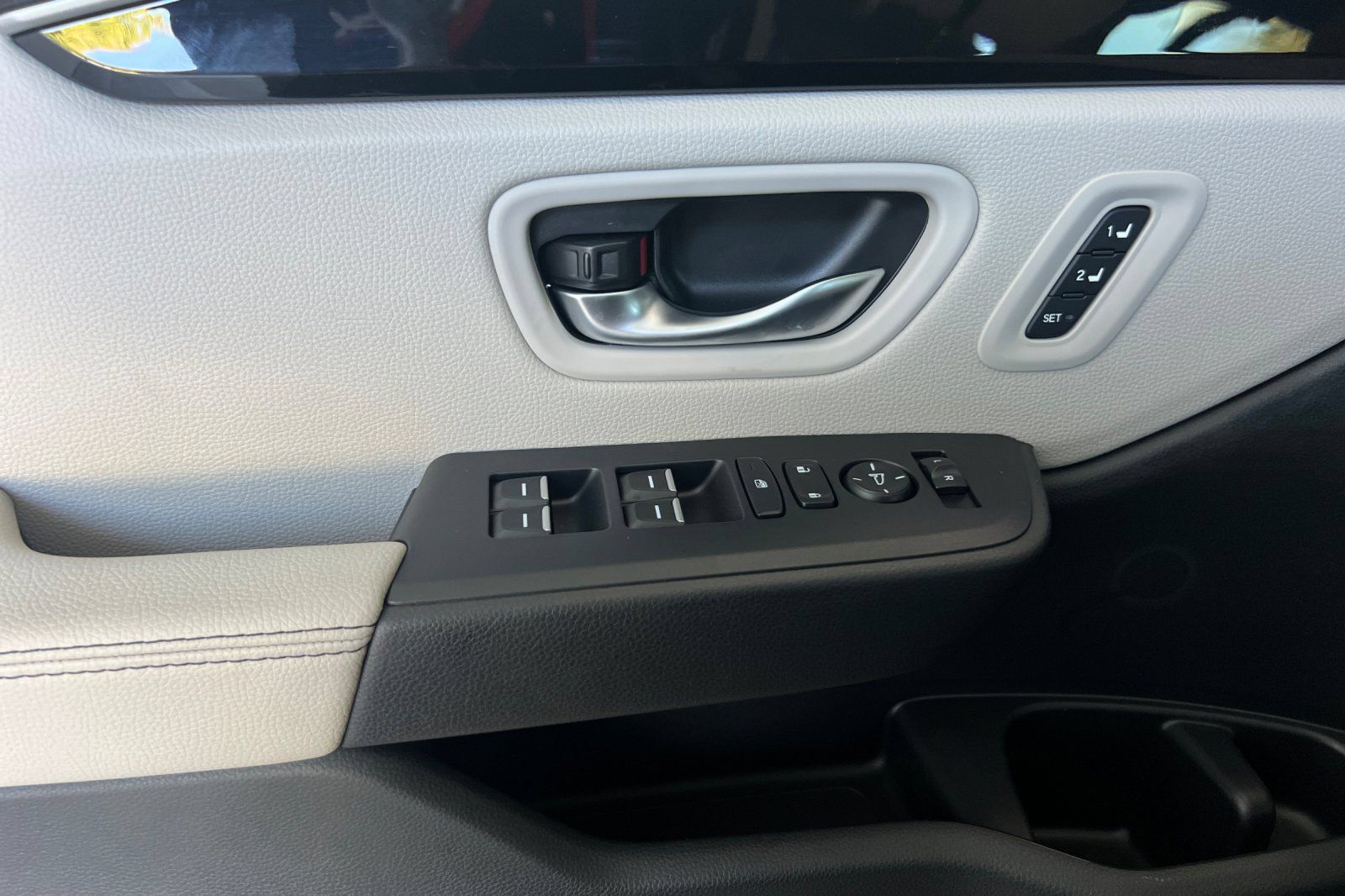 New 2026 Honda Pilot EX-L image 8