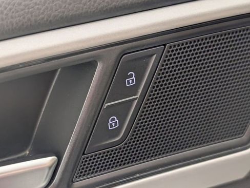 Used 2022 Volkswagen Atlas SE image 11