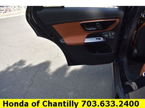 Used 2023 Mercedes-Benz GLC 300 4MATIC image 26