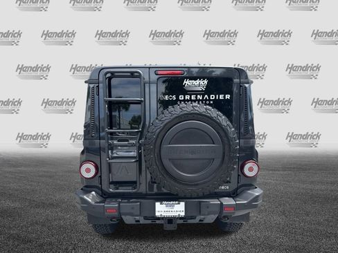 Used 2025 INEOS Grenadier Fieldmaster Edition image 8