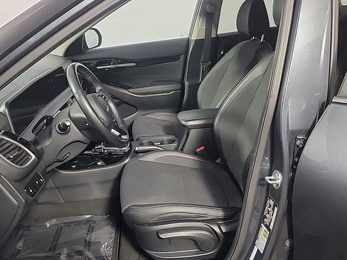 Used 2024 Kia Seltos S image 19