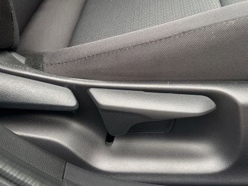 Used 2024 Toyota Prius LE image 29