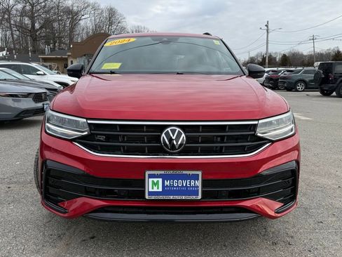 Used 2024 Volkswagen Tiguan SE R-Line AWD/4WD image 8