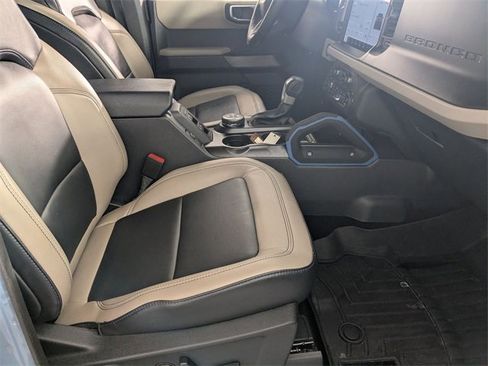 Used 2023 Ford Bronco Wildtrak image 33