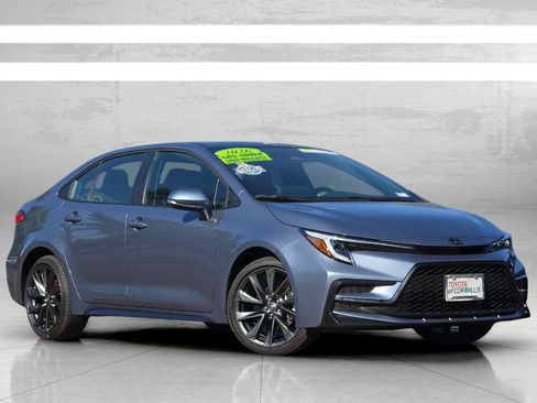 Used 2026 Toyota Corolla SE w/ SE Package FWD image 2