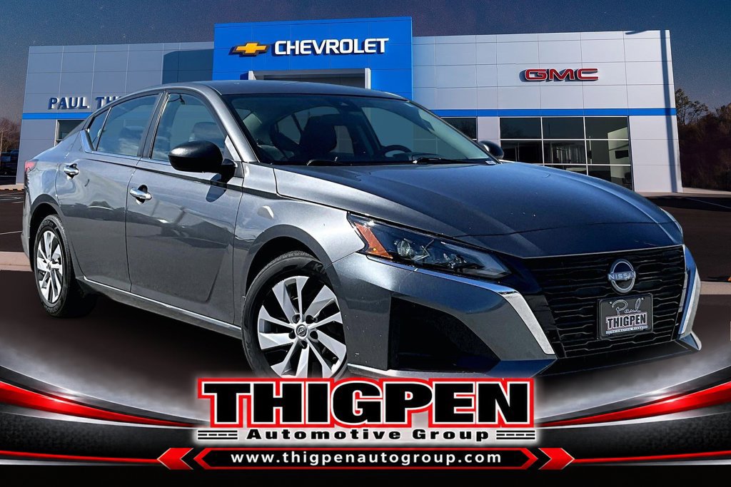 Used 2025 Nissan Altima 2.5 S FWD image 1