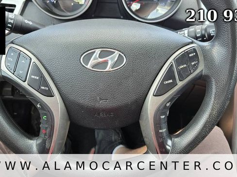 Used 2016 Hyundai Elantra GT FWD image 34