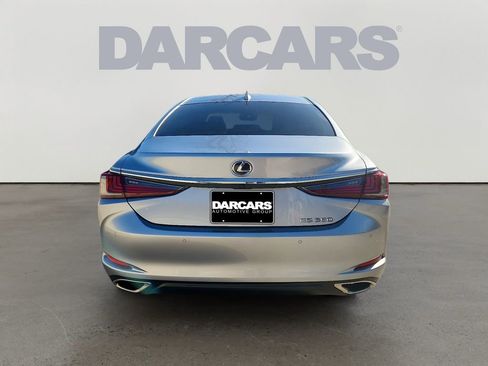 Used 2025 Lexus ES 350 w/ Premium Package image 5