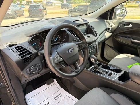 Used 2018 Ford Escape SE w/ SE Sync 3 Package FWD image 20