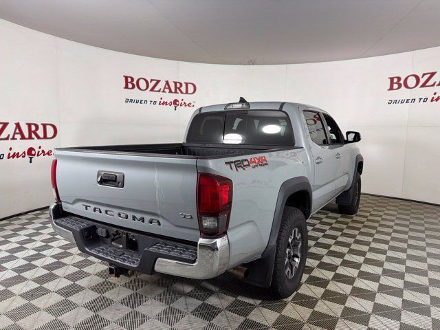 Used 2019 Toyota Tacoma TRD Off-Road AWD/4WD image 14