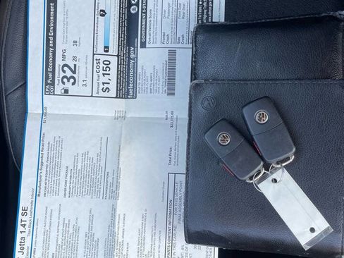 Used 2017 Volkswagen Jetta SE image 20