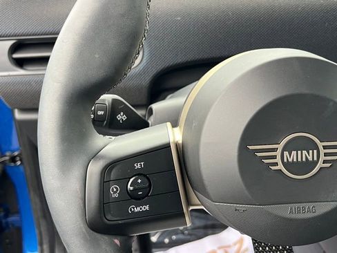 Used 2025 MINI Cooper S FWD image 19