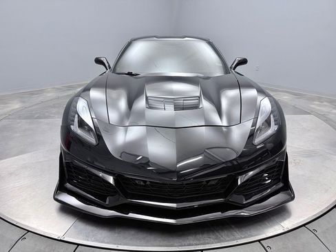 Used 2016 Chevrolet Corvette Stingray Coupe w/ 3LT Preferred Equipment Group image 2