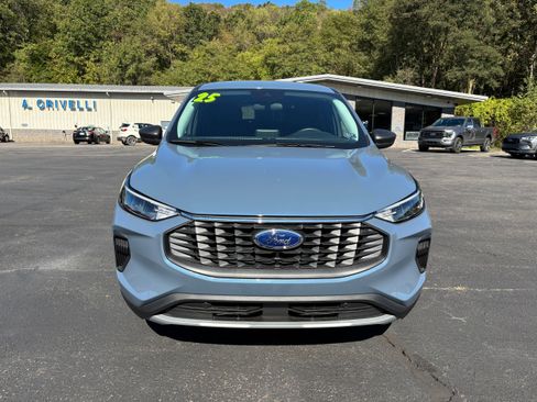 Used 2025 Ford Escape Active image 2