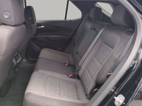 Used 2023 Chevrolet Equinox LT FWD image 17