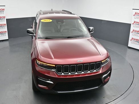 Used 2023 Jeep Grand Cherokee Limited AWD/4WD image 21