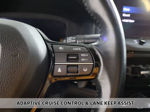 Used 2023 Honda Accord Touring image 5