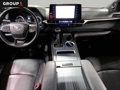 Certified 2024 Toyota Sienna XSE w/ XSE Plus Package AWD/4WD image 16