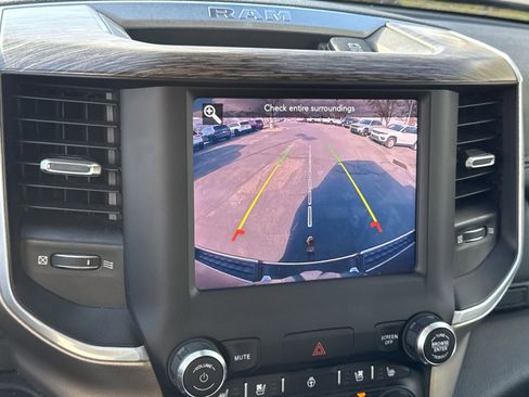 Used 2020 RAM 1500 Laramie image 26