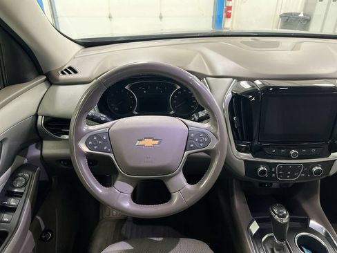 Used 2020 Chevrolet Traverse LT w/ LPO, 'HIT The Road' Package AWD/4WD image 11