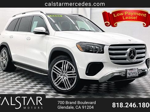 Used 2026 Mercedes-Benz GLS 450 4MATIC image 1
