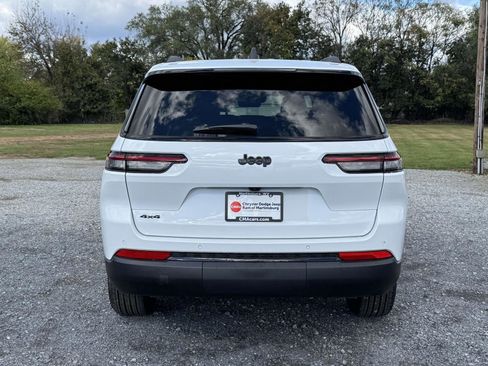 New 2025 Jeep Grand Cherokee L Laredo AWD/4WD image 20