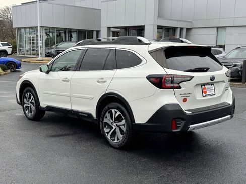 Certified 2022 Subaru Outback Touring image 4