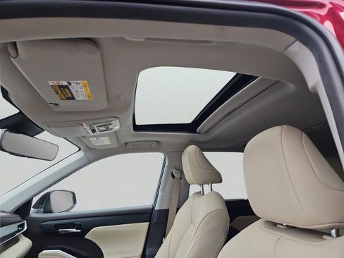 Used 2020 Toyota Highlander XLE image 15