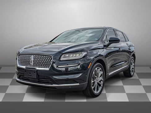 Used 2022 Lincoln Nautilus Reserve w/ Equipment Group 201A AWD/4WD image 3