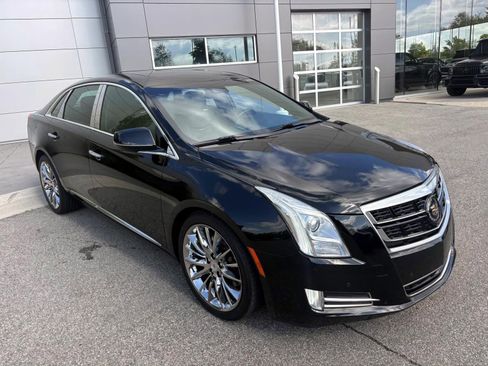 Used 2015 Cadillac XTS Platinum AWD/4WD image 3