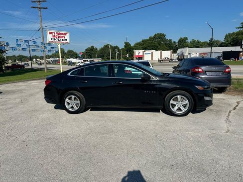 Used 2023 Chevrolet Malibu LS FWD image 34