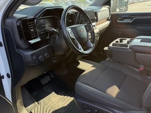 Used 2025 Chevrolet Silverado 3500 LT w/ Safety Package AWD/4WD image 7