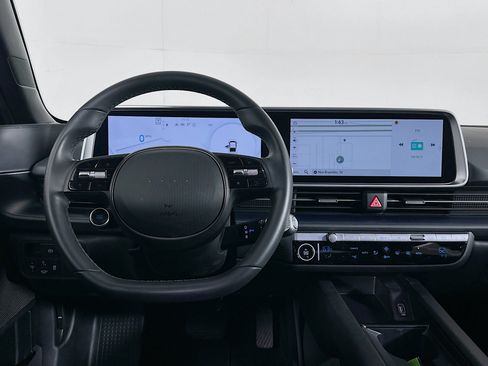 Used 2024 Hyundai Ioniq 6 SE RWD image 18