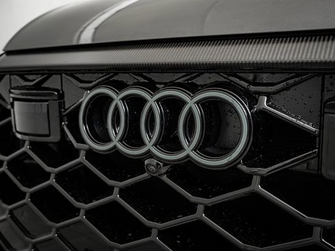 New 2026 Audi RS Q8 performance image 3