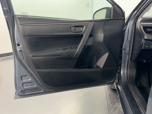 Used 2014 Toyota Corolla L image 21