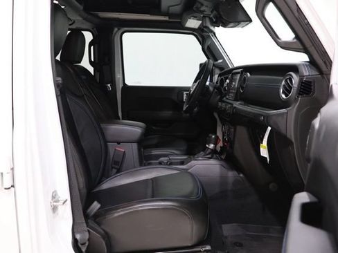 Used 2023 Jeep Wrangler Unlimited Rubicon 4xe w/ Safety Group AWD/4WD image 14