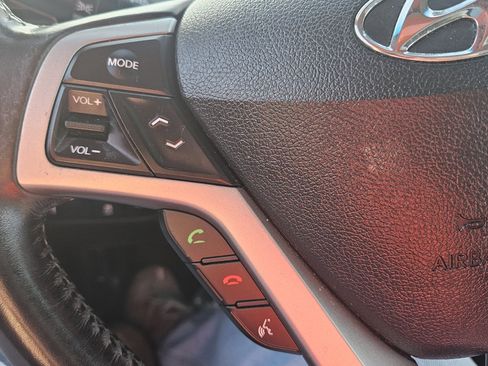 Used 2015 Hyundai Veloster w/ Option Group 03 image 18